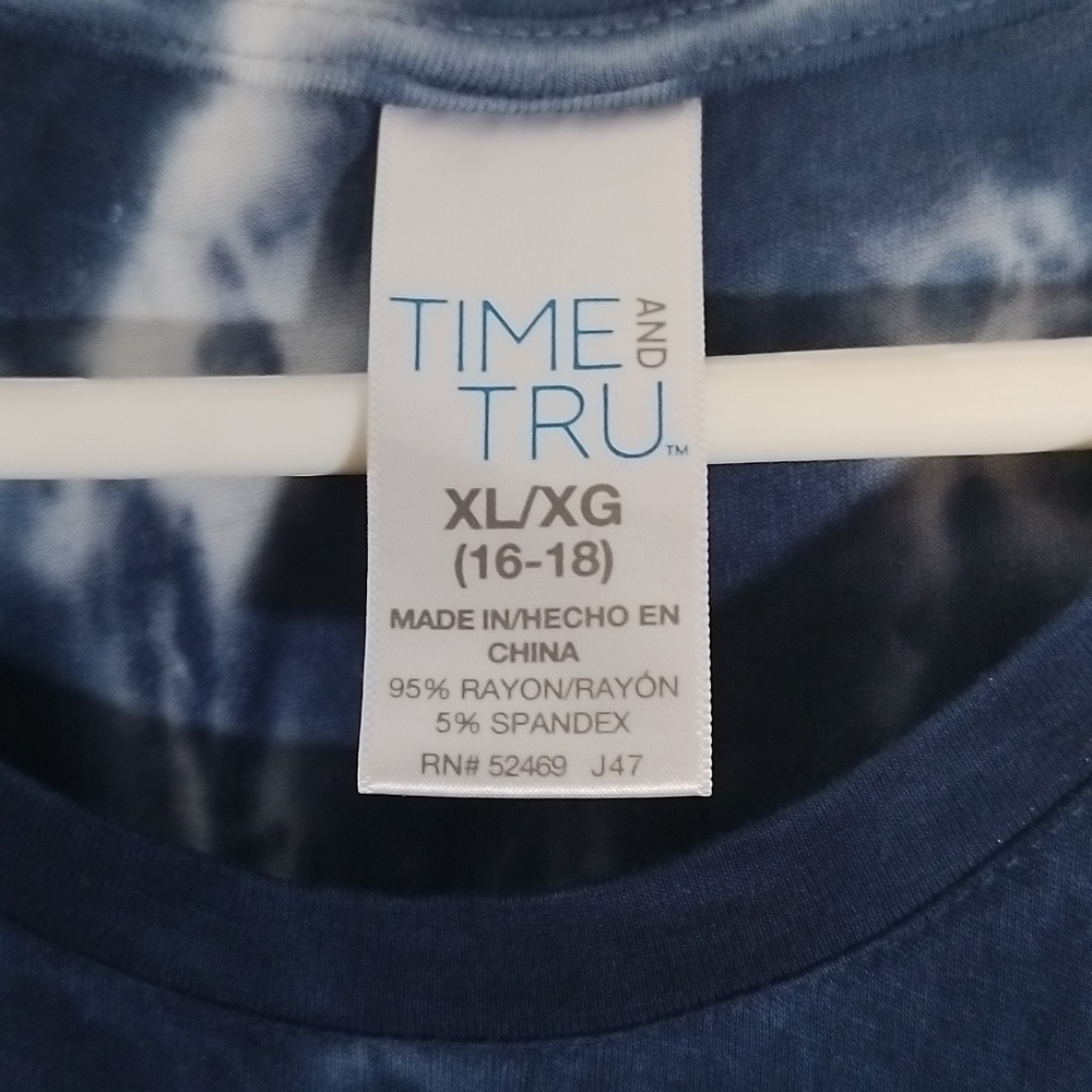 Time and Tru Twist Knot Tee Women's XL/XG (16-18) Top Brand New - Picture 4 of 10